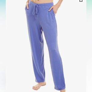 Natori NWT Pajama lounge pants Size Large. Iris Blue